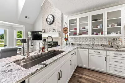 9010 Point Barrow Road, Beach City, TX 77523 - Photo 7