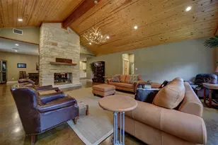 2003 Oak Ridge Rd, Weimar, TX 78962 - Photo 7