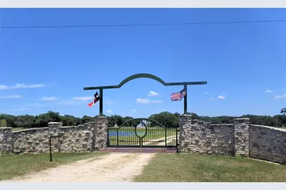 2003 Oakridge Road, Weimar, TX 78962 - Photo 35