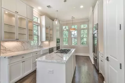 70 Wooded Park Place, The Woodlands, TX 77380 - Photo 3