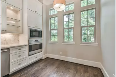 70 Wooded Park Place, The Woodlands, TX 77380 - Photo 5