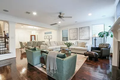 1111 W 26th Street, Houston, TX 77008 - Photo 1