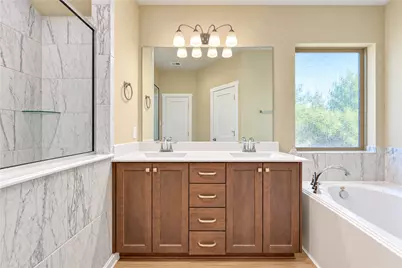 10147 Bayou Oaks Drive, Conroe, TX 77385 - Photo 27