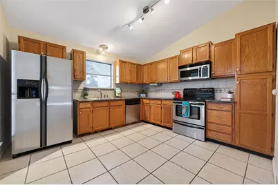 805 Lake View Drive, Montgomery, TX 77356 - Photo 13