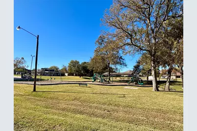 805 Lake View Drive, Montgomery, TX 77356 - Photo 45