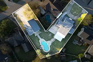 805 Lake View Dr, Montgomery, TX 77356 - Photo 1