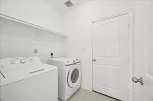 7306 Parkview Dr, Hitchcock, TX 77563 - Photo 25