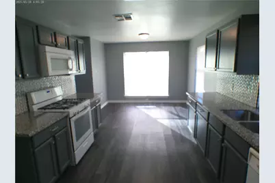 10133 Teneha Drive #A, Houston, TX 77033 - Photo 5