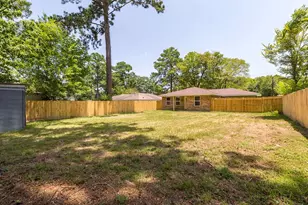 104 Oklahoma St, Huntington, TX 75949 - Photo 35