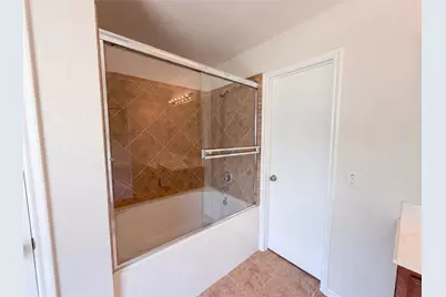 939 Staffordale Manor Lane, Houston, TX 77047 - Photo 21