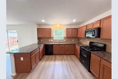 939 Staffordale Manor Lane, Houston, TX 77047 - Photo 11