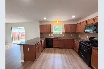 939 Staffordale Manor Lane, Houston, TX 77047 - Photo 13
