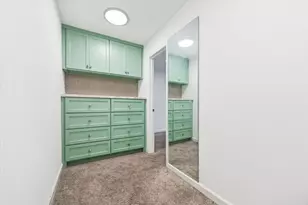 7575 Katy Fwy, Houston, TX 77024 - Photo 23