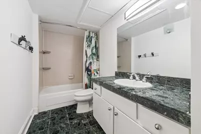 7575 Katy Freeway #4, Houston, TX 77024 - Photo 19