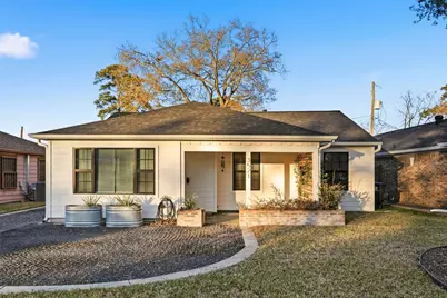 3521 Burgundy Lane, Houston, TX 77023 - Photo 1