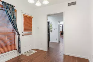 1998 Augusta Dr, Houston, TX 77057 - Photo 13