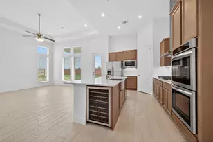 13613 Windward Mist Dr, Texas City, TX 77568 - Photo 11