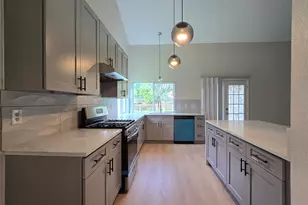 3434 Streamside Ln, Sugar Land, TX 77479 - Photo 11