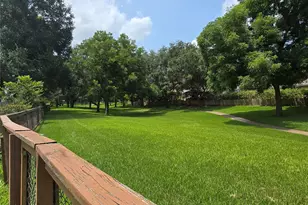 3434 Streamside Ln, Sugar Land, TX 77479 - Photo 7