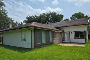 3434 Streamside Ln, Sugar Land, TX 77479 - Photo 3