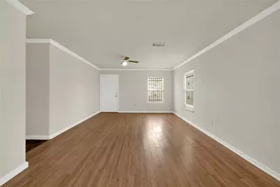 6819 Crestmont St #A, Houston, TX 77033 - Photo 7