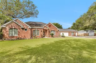 303 Beaumont Dr, Magnolia, TX 77354 - Photo 1