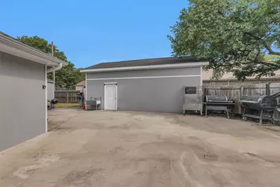 303 Beaumont Drive, Magnolia, TX 77354 - Photo 39