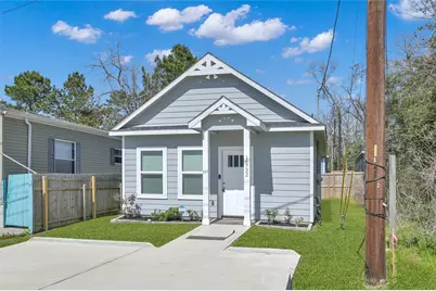 16732 E Juneau, Montgomery, TX 77316 - Photo 1