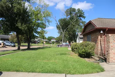 13819 Crosshaven Drive, Houston, TX 77015 - Photo 39