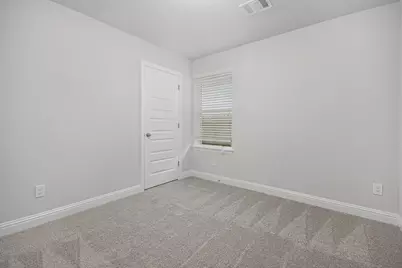 13714 Seneca Lake Drive, Texas City, TX 77568 - Photo 11