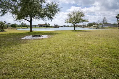 2731 Avenue D, Dickinson, TX 77539 - Photo 25