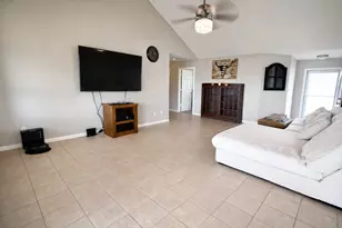 2731 Avenue D, Dickinson, TX 77539 - Photo 9