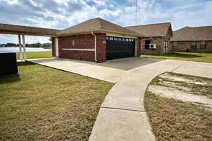 2731 Avenue D, Dickinson, TX 77539 - Photo 21