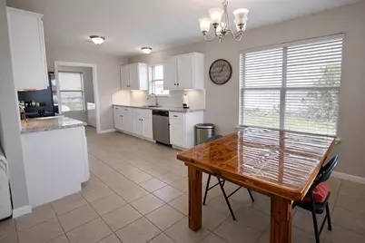 2731 Avenue D, Dickinson, TX 77539 - Photo 15