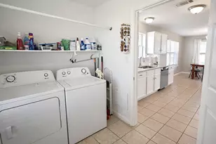 2731 Avenue D, Dickinson, TX 77539 - Photo 19