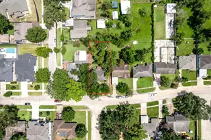 8518 Montridge Dr, Houston, TX 77055 - Photo 1