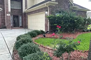435 Leisure Dr, Stafford, TX 77477 - Photo 3