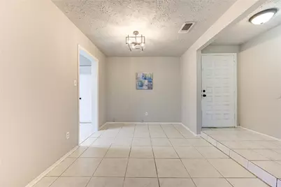 10514 Rancho Bernardo Lane, Sugar Land, TX 77498 - Photo 5
