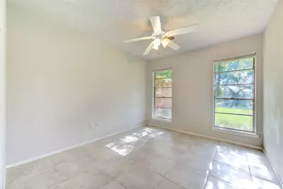10514 Rancho Bernardo Lane, Sugar Land, TX 77498 - Photo 11