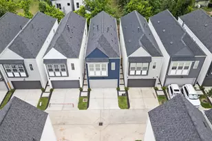326 Neyland St, Houston, TX 77022 - Photo 5