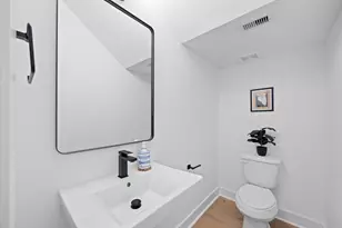 326 Neyland St, Houston, TX 77022 - Photo 15