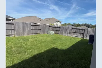 4627 Salado Falls Court, Baytown, TX 77521 - Photo 5