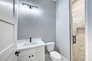 26127 E Crown Crossing Dr, Montgomery, TX 77316 - Photo 31