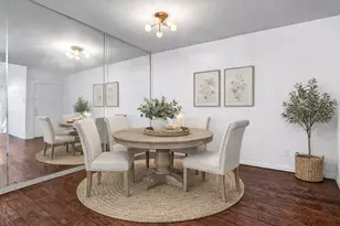 10811 Richmond Ave, Houston, TX 77042 - Photo 11