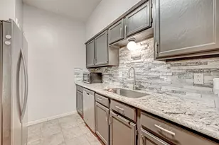 3780 Tanglewilde St, Houston, TX 77063 - Photo 17