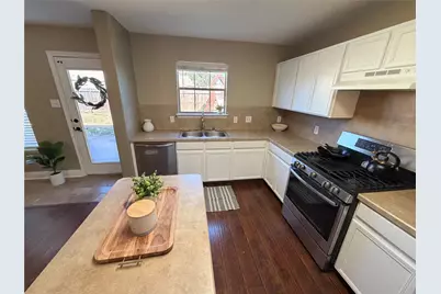 29402 Legends Hill Drive, Spring, TX 77386 - Photo 5