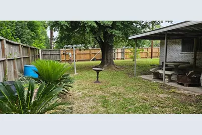 206 W Mitchell Road, Houston, TX 77037 - Photo 11
