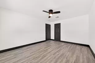 9519 Moorberry Ln, Houston, TX 77080 - Photo 39