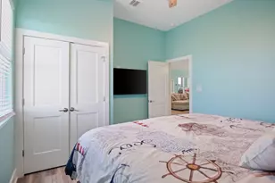 708 Colby Ct, Port Bolivar, TX 77650 - Photo 21