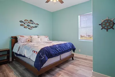 708 Colby Court, Port Bolivar, TX 77650 - Photo 19